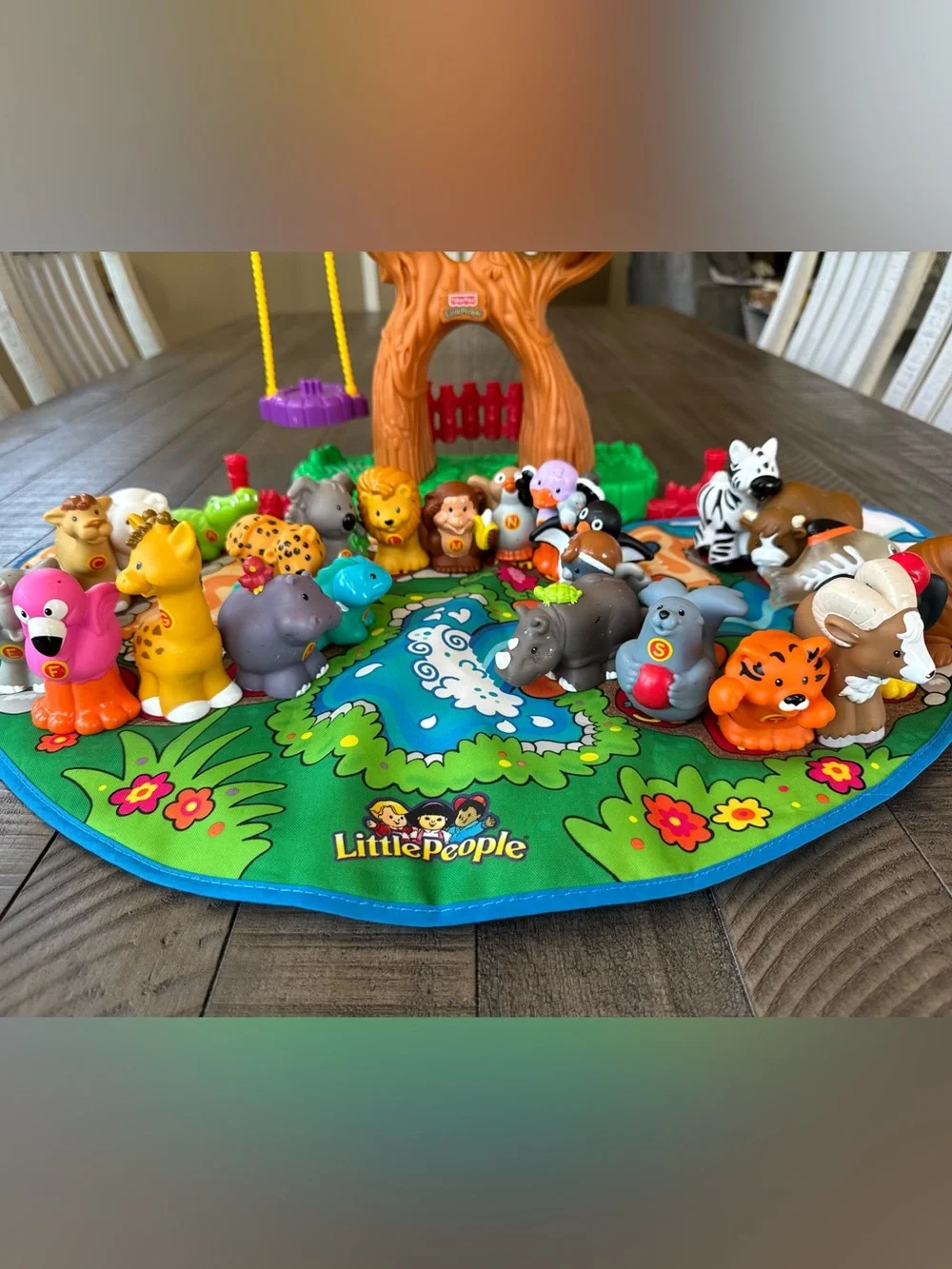 Fisher-Price Little People A To Z Learning Zoo Playset Treehouse Animal Figures